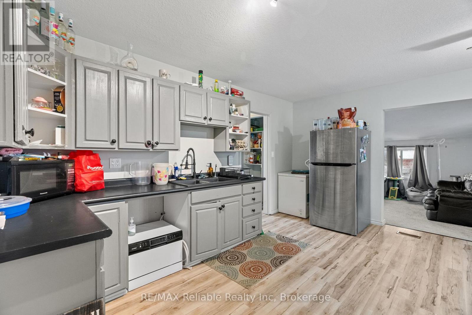 271 Main Street, Central Huron, Ontario  N0M 2H0 - Photo 28 - X12964398