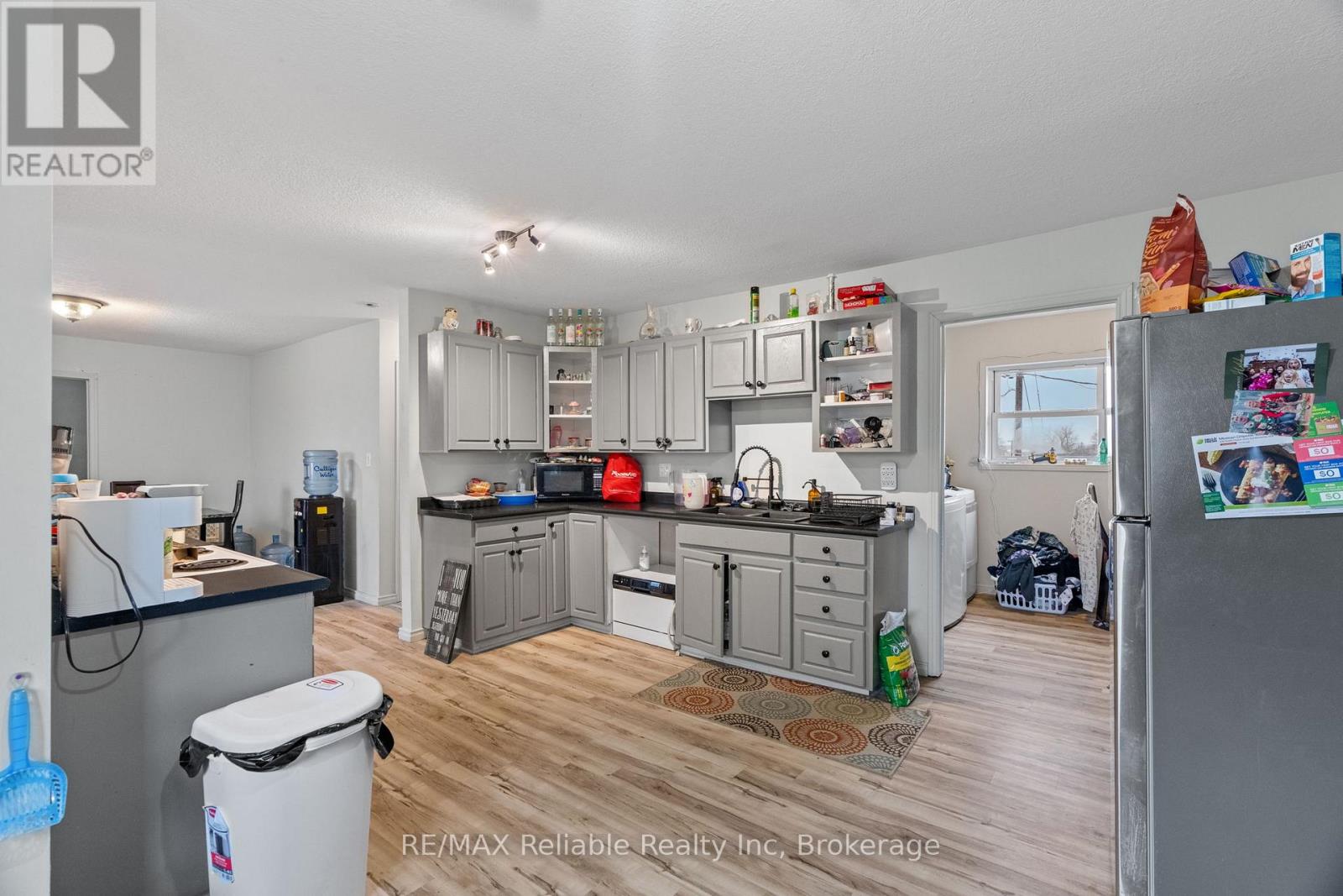 271 Main Street, Central Huron, Ontario  N0M 2H0 - Photo 31 - X12964398