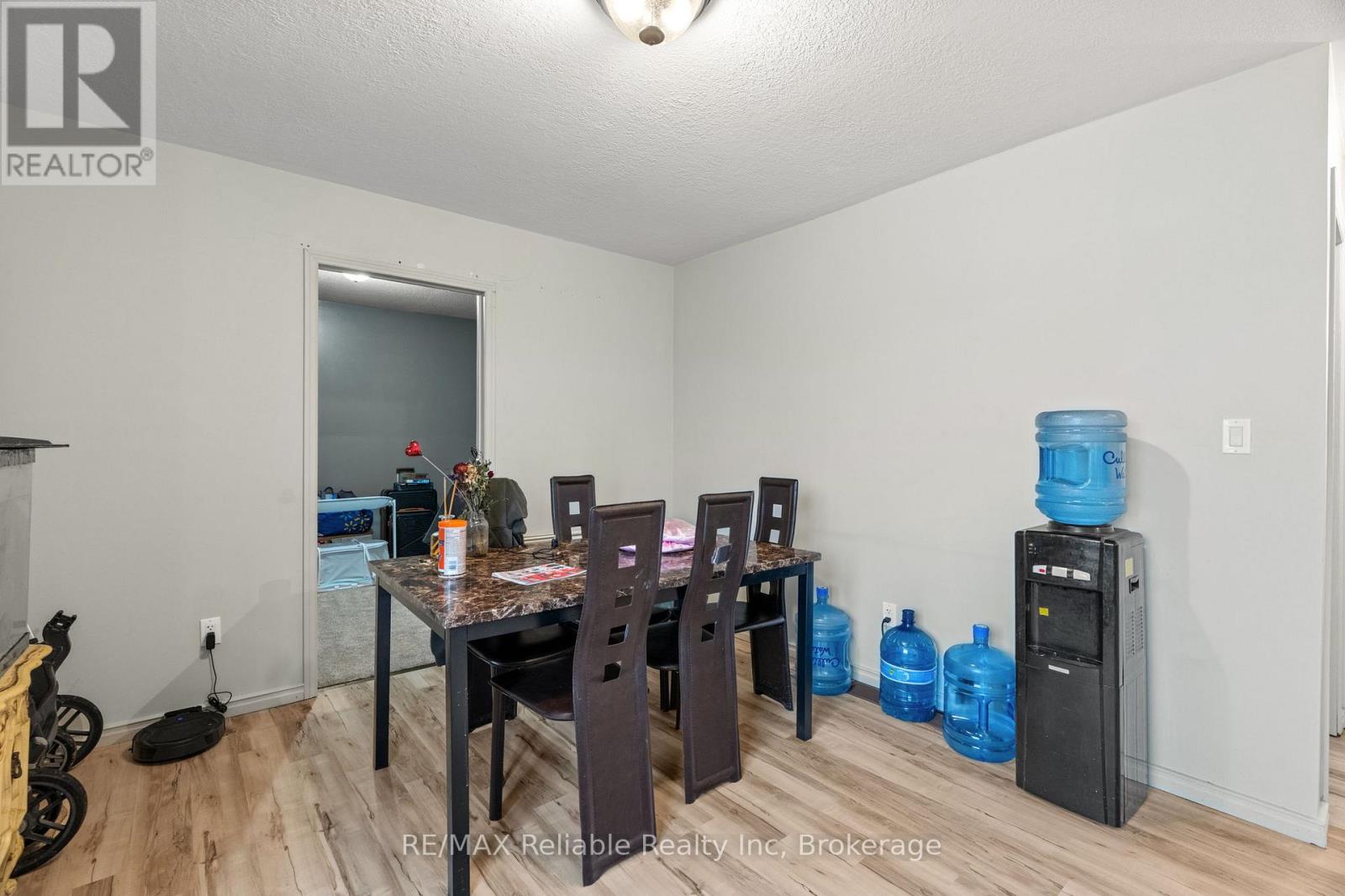 271 Main Street, Central Huron, Ontario  N0M 2H0 - Photo 33 - X12964398