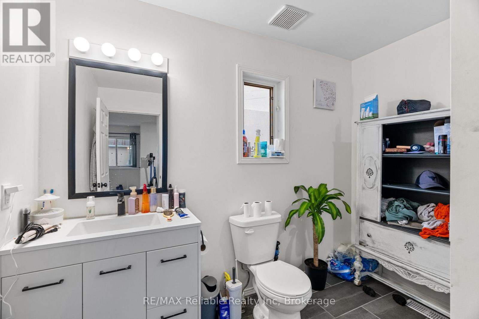 271 Main Street, Central Huron, Ontario  N0M 2H0 - Photo 37 - X12964398