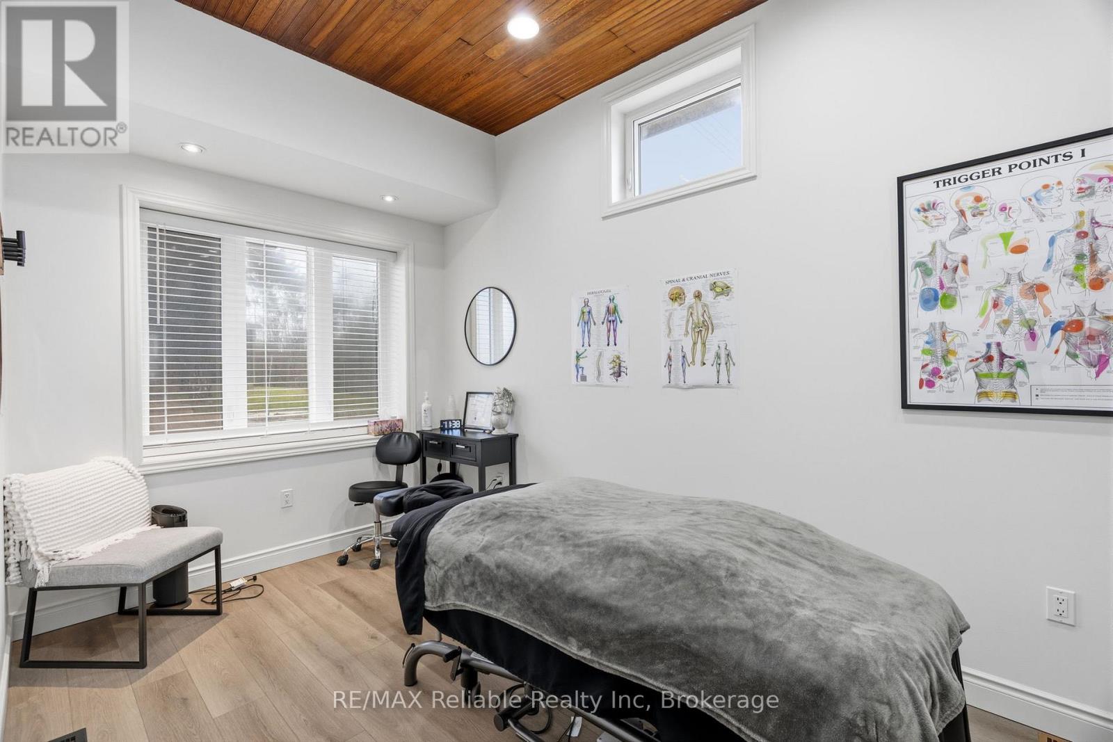 271 Main Street, Central Huron, Ontario  N0M 2H0 - Photo 6 - X12964398