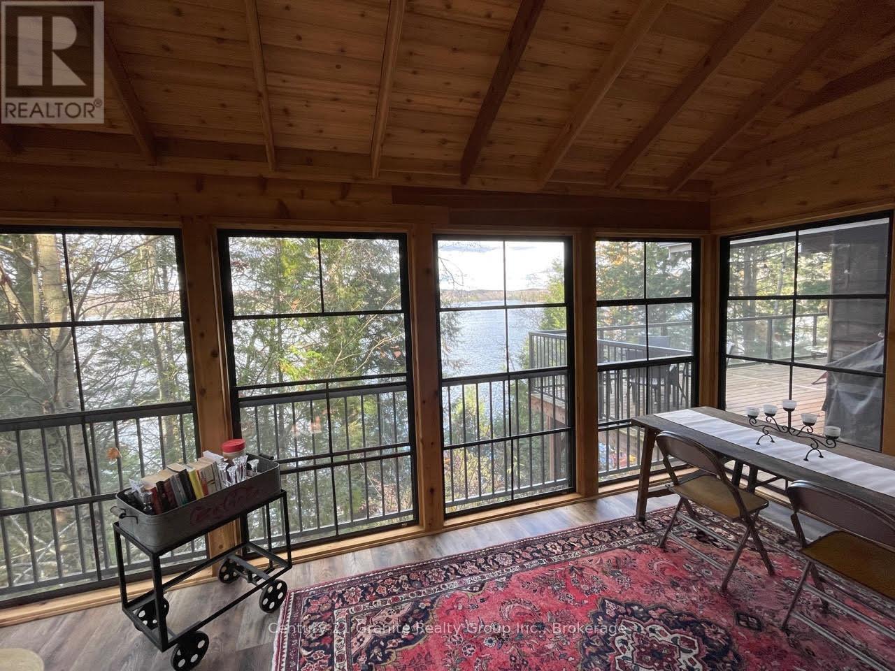 1038 Broken Paddle Road, Dysart Et Al, Ontario  K0M 1S0 - Photo 25 - X12964450