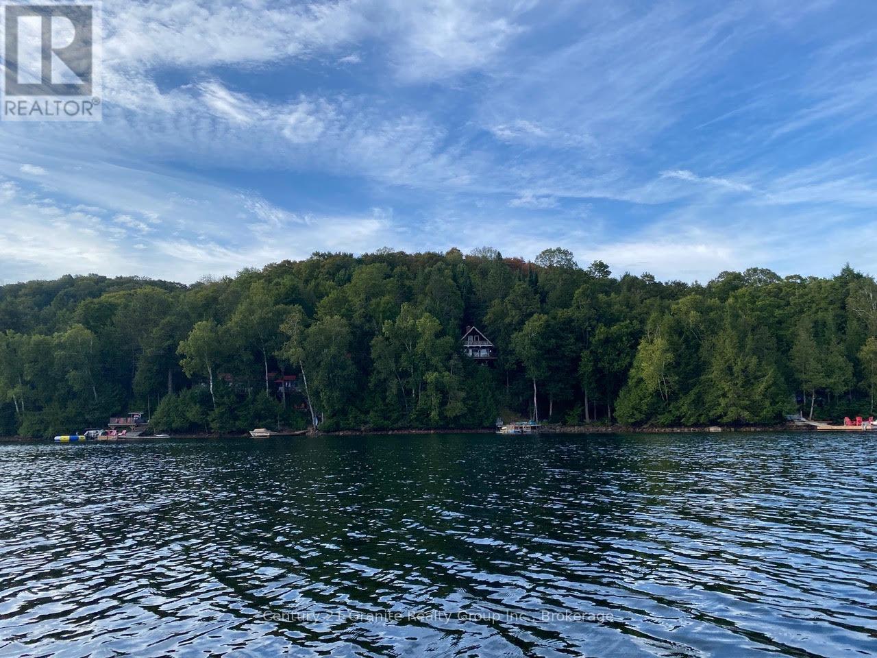 1038 Broken Paddle Road, Dysart Et Al, Ontario  K0M 1S0 - Photo 32 - X12964450