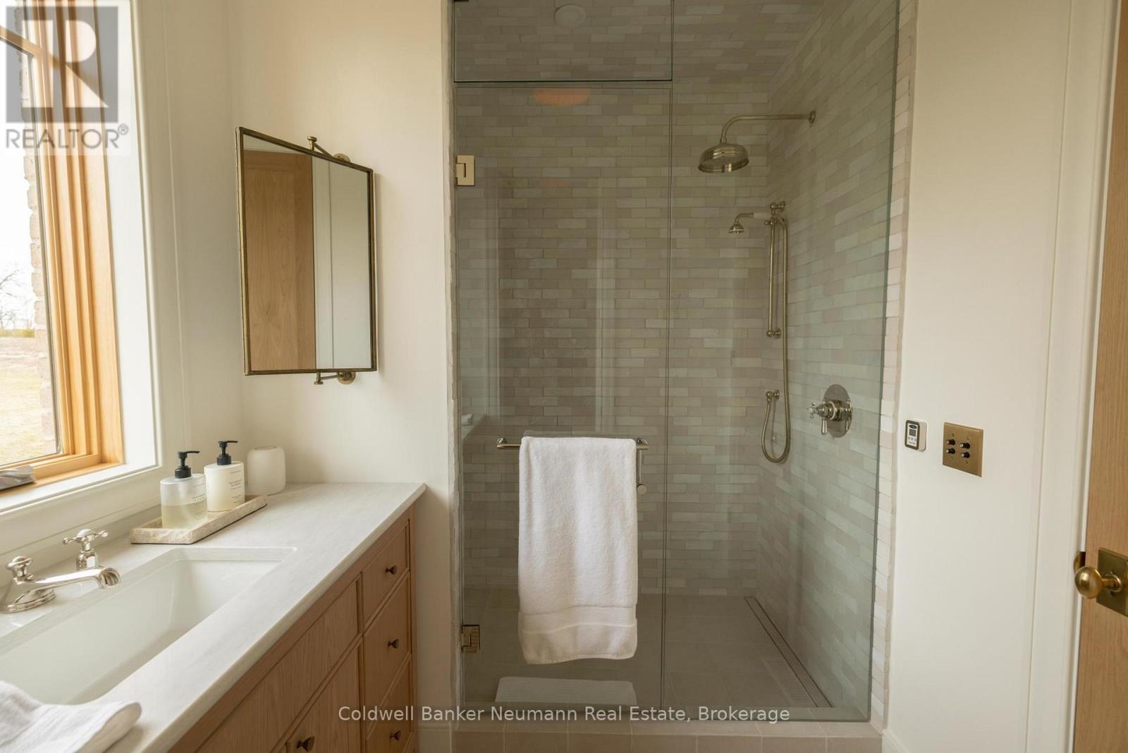 234089 Conc 2 Road, West Grey, Ontario  N0G 1R0 - Photo 21 - X12964554