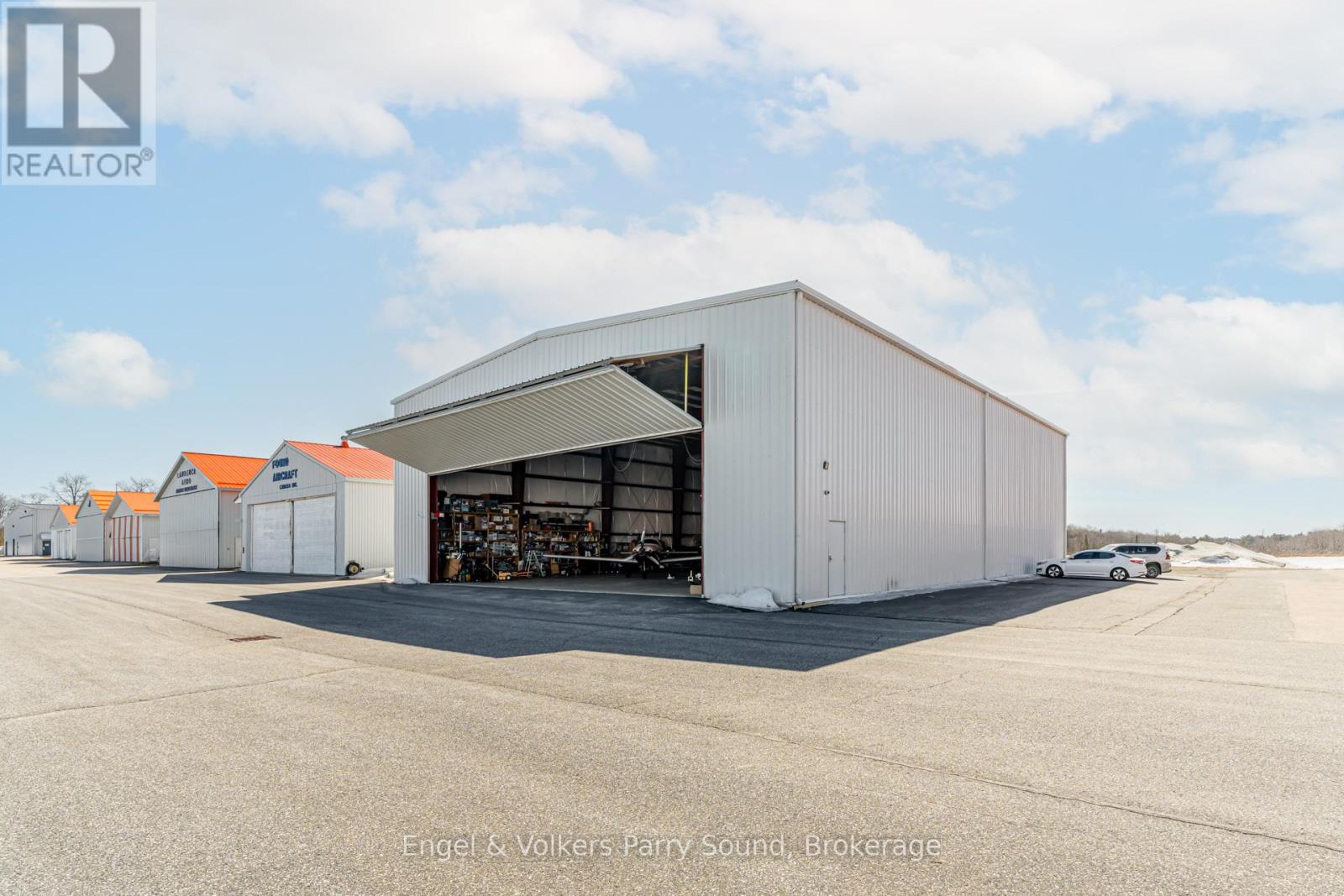 14 Hangar Road, Seguin, Ontario  P2A 0B2 - Photo 13 - X12964692