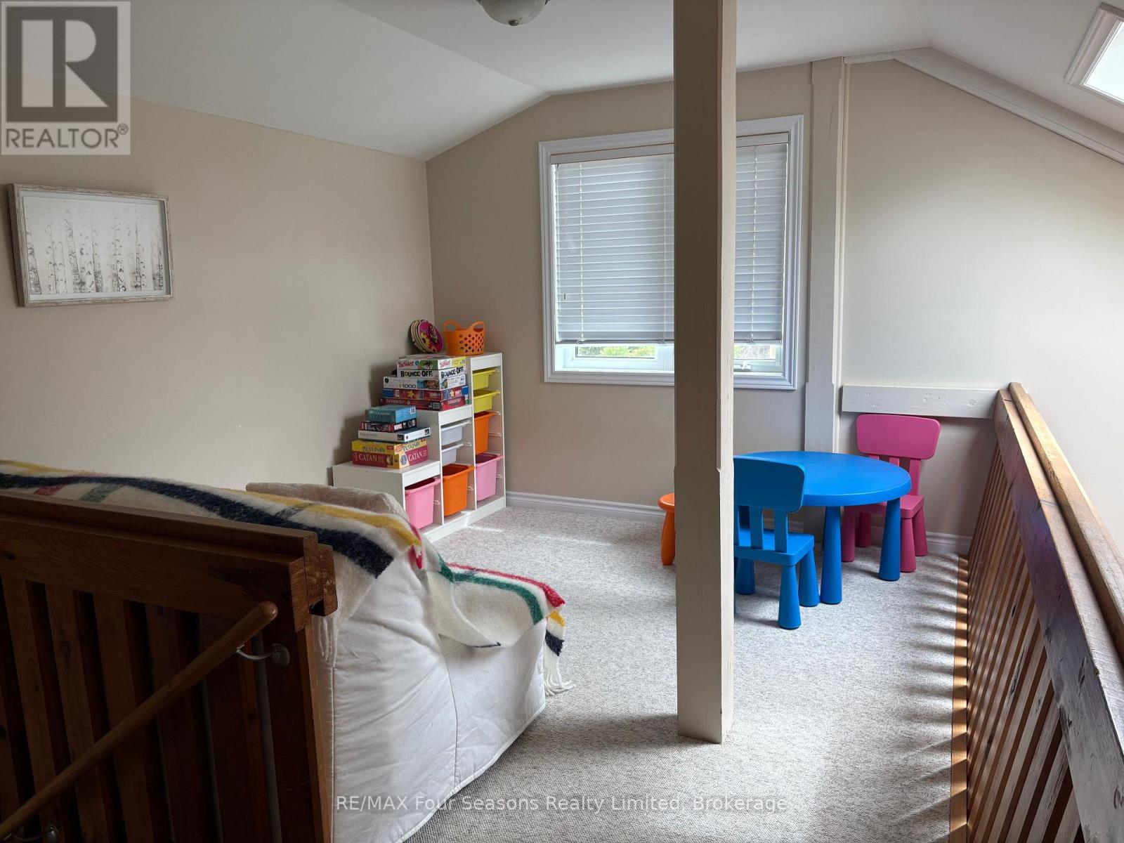 163 Craigleith Road, Blue Mountains, Ontario L9Y 0S4 - Photo 7 - X12964696