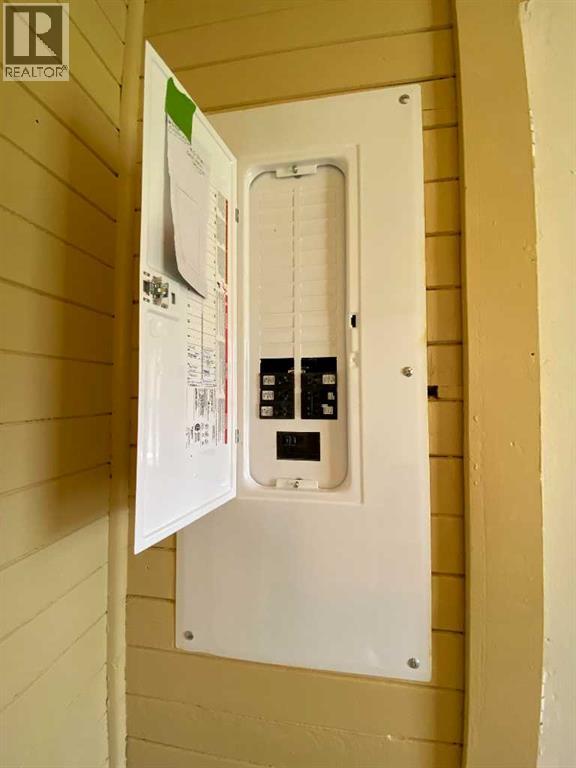 20630 25 Avenue, Bellevue, Alberta  T0K 0C0 - Photo 19 - A2296813