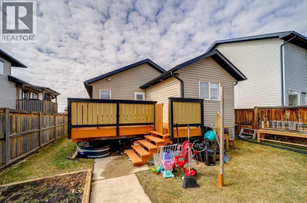 136 Jessie Robinson Close N, Lethbridge, Alberta  T1H 3Y8 - Photo 31 - A2299075