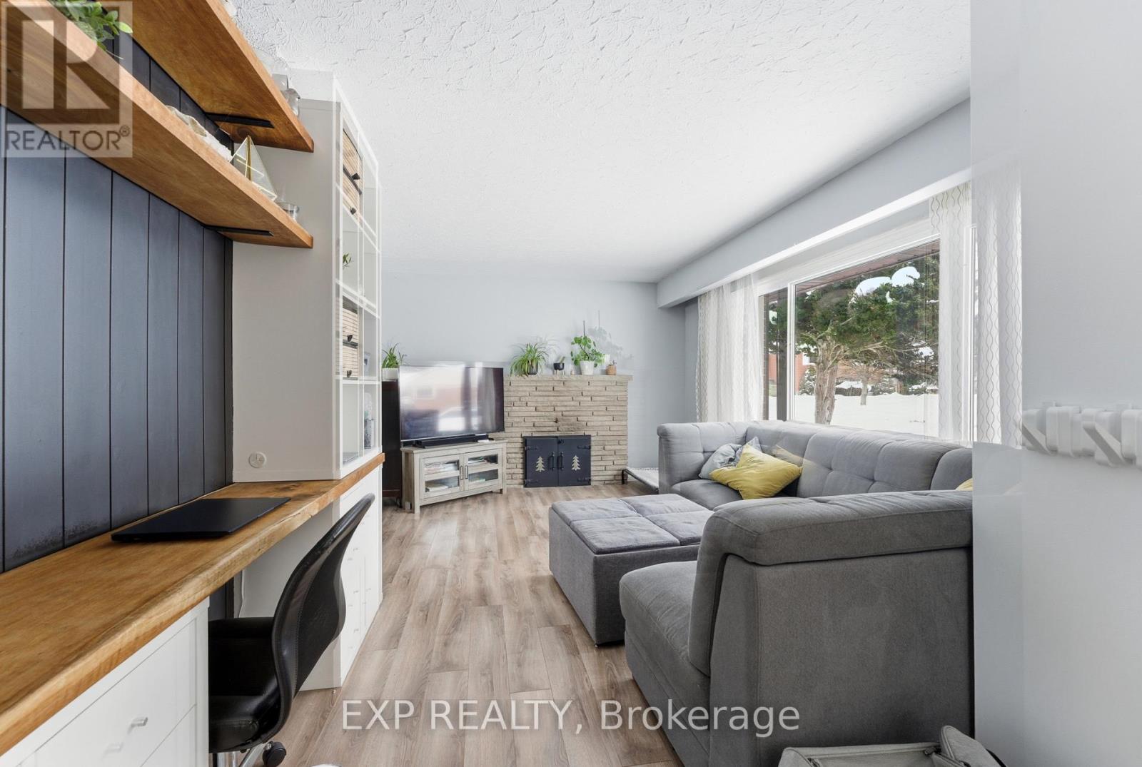 1 Nelles Avenue, Quinte West, Ontario  K8V 3A6 - Photo 7 - X12964258