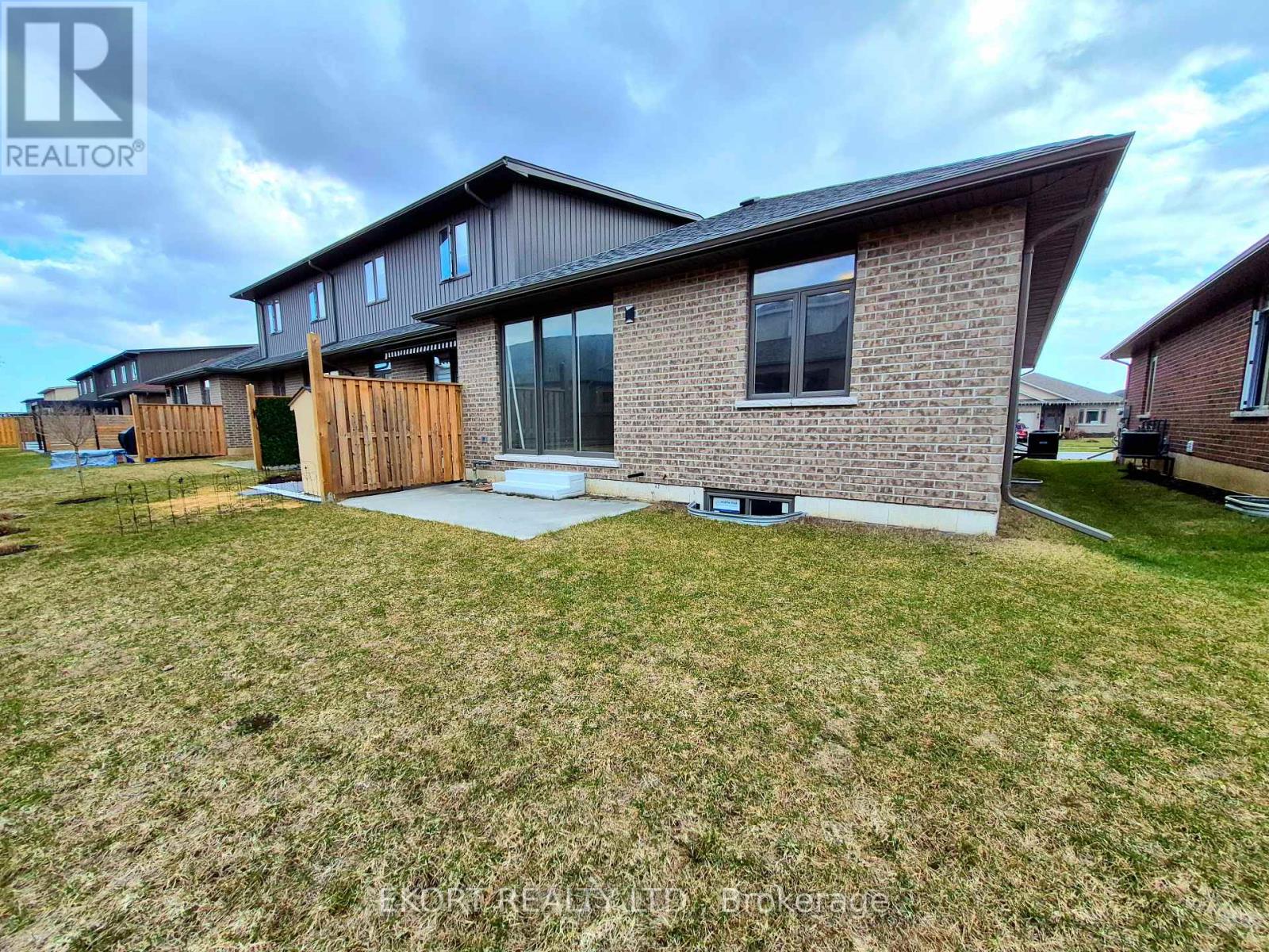 46 Wims Way, Belleville, Ontario  K8N 0H8 - Photo 18 - X12964414