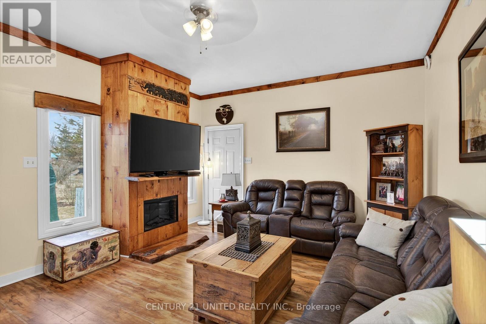 216 Alpine Lake Road, Trent Lakes, Ontario  K0M 1A0 - Photo 2 - X12964604