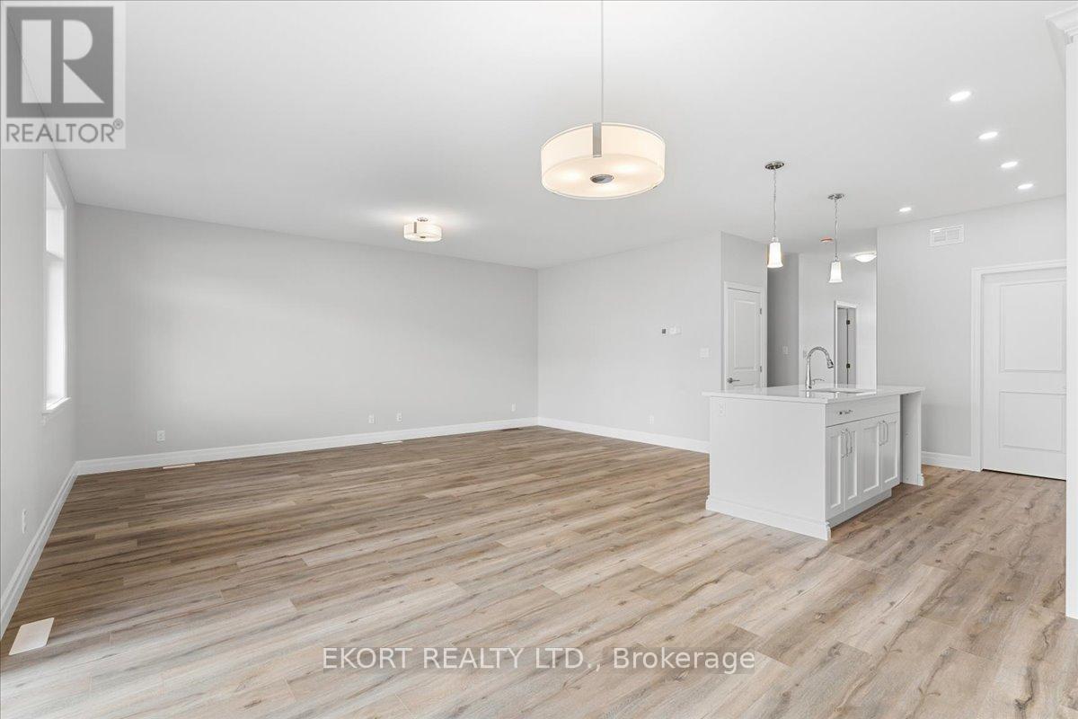 154 Appledene Drive, Quinte West, Ontario  K8V 6J3 - Photo 10 - X12964626