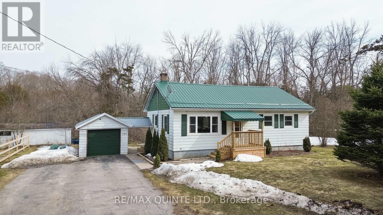 180 Hoskin Road, Belleville, Ontario  K0K 2V0 - Photo 1 - X12964716