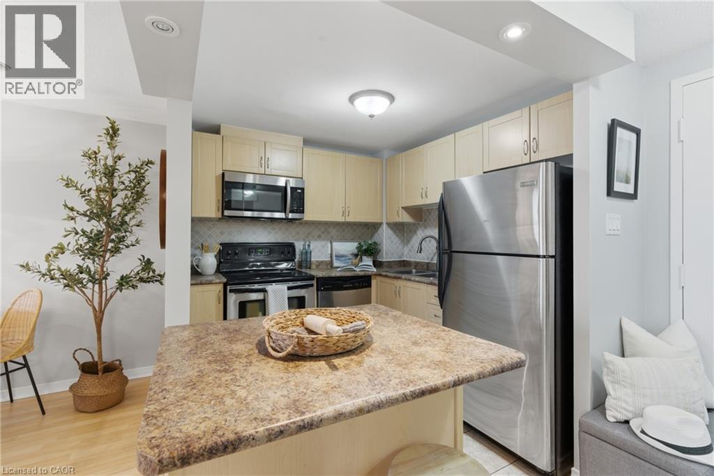 6720 Glen Erin Drive Unit# 312, Mississauga, Ontario  L5N 3K8 - Photo 5 - 40815529