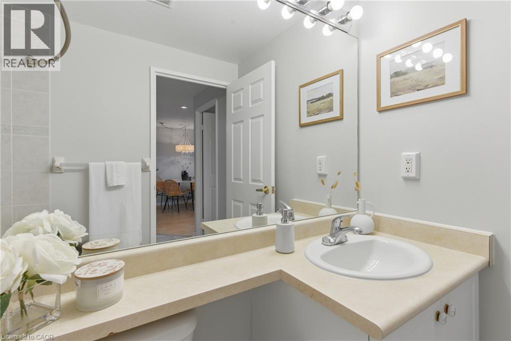 6720 Glen Erin Drive Unit# 312, Mississauga, Ontario  L5N 3K8 - Photo 16 - 40815529