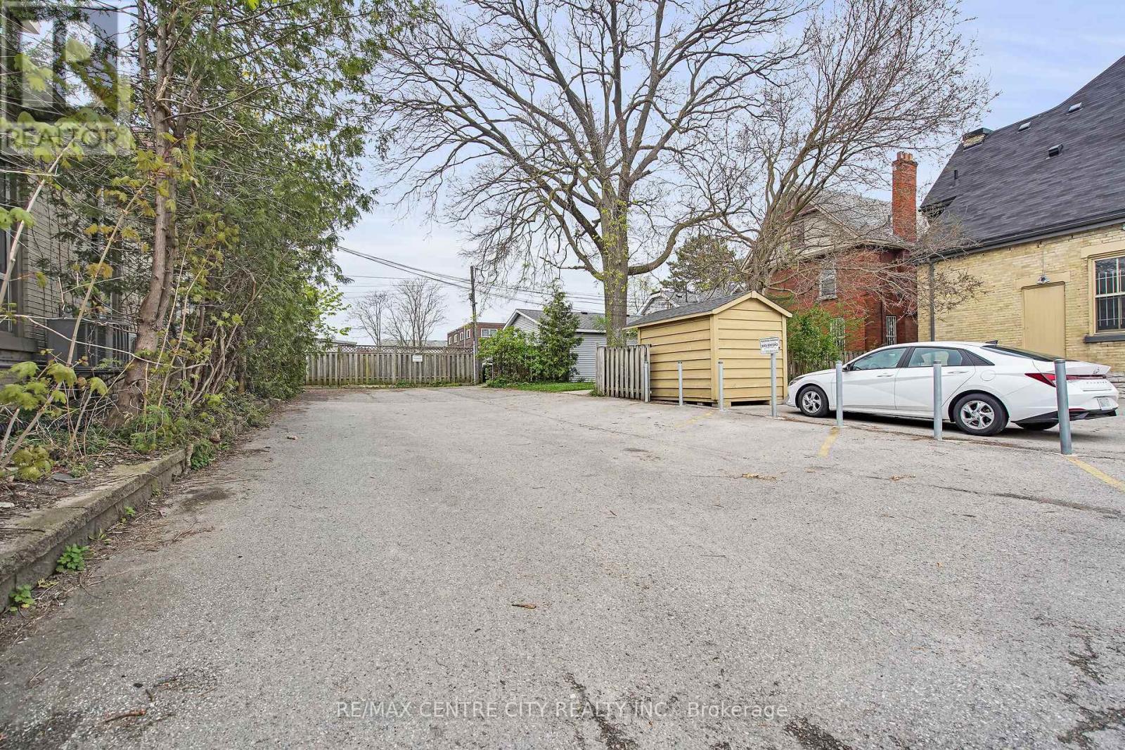 163 Oxford Street E, London East, Ontario  N6A 1T4 - Photo 6 - X12964220