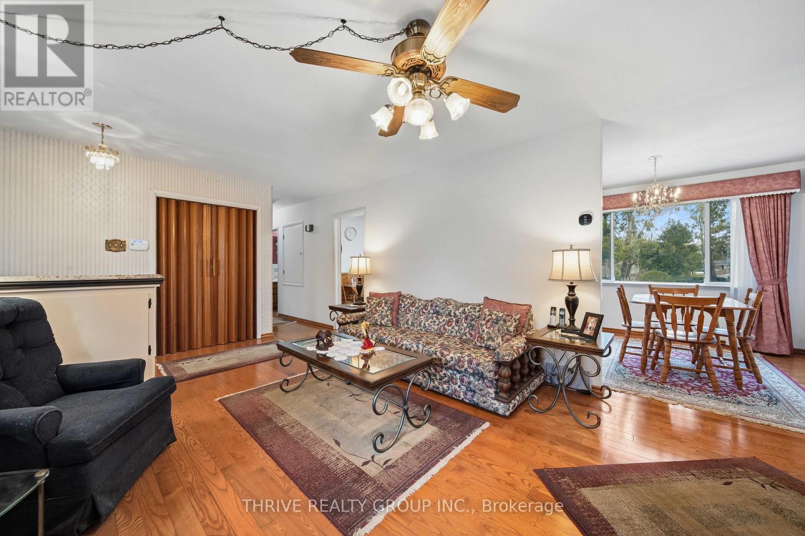 6 Southwood Crescent, London South (South D), Ontario  N6J 1S9 - Photo 10 - X12964266