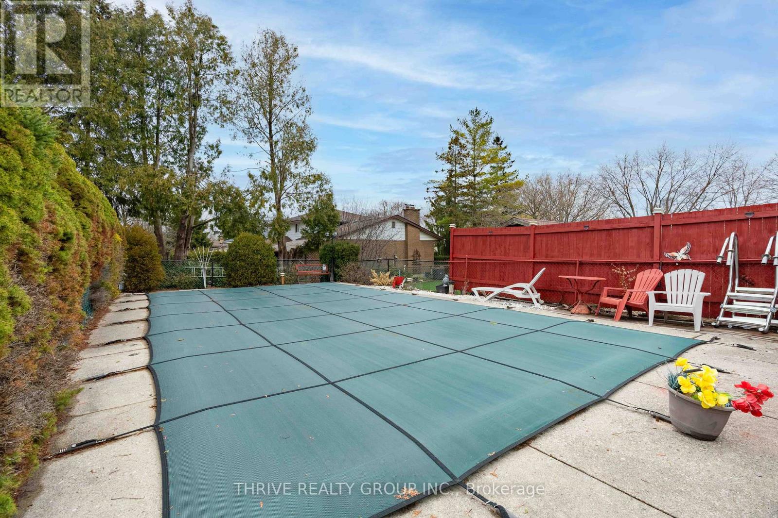 6 Southwood Crescent, London South (South D), Ontario  N6J 1S9 - Photo 40 - X12964266