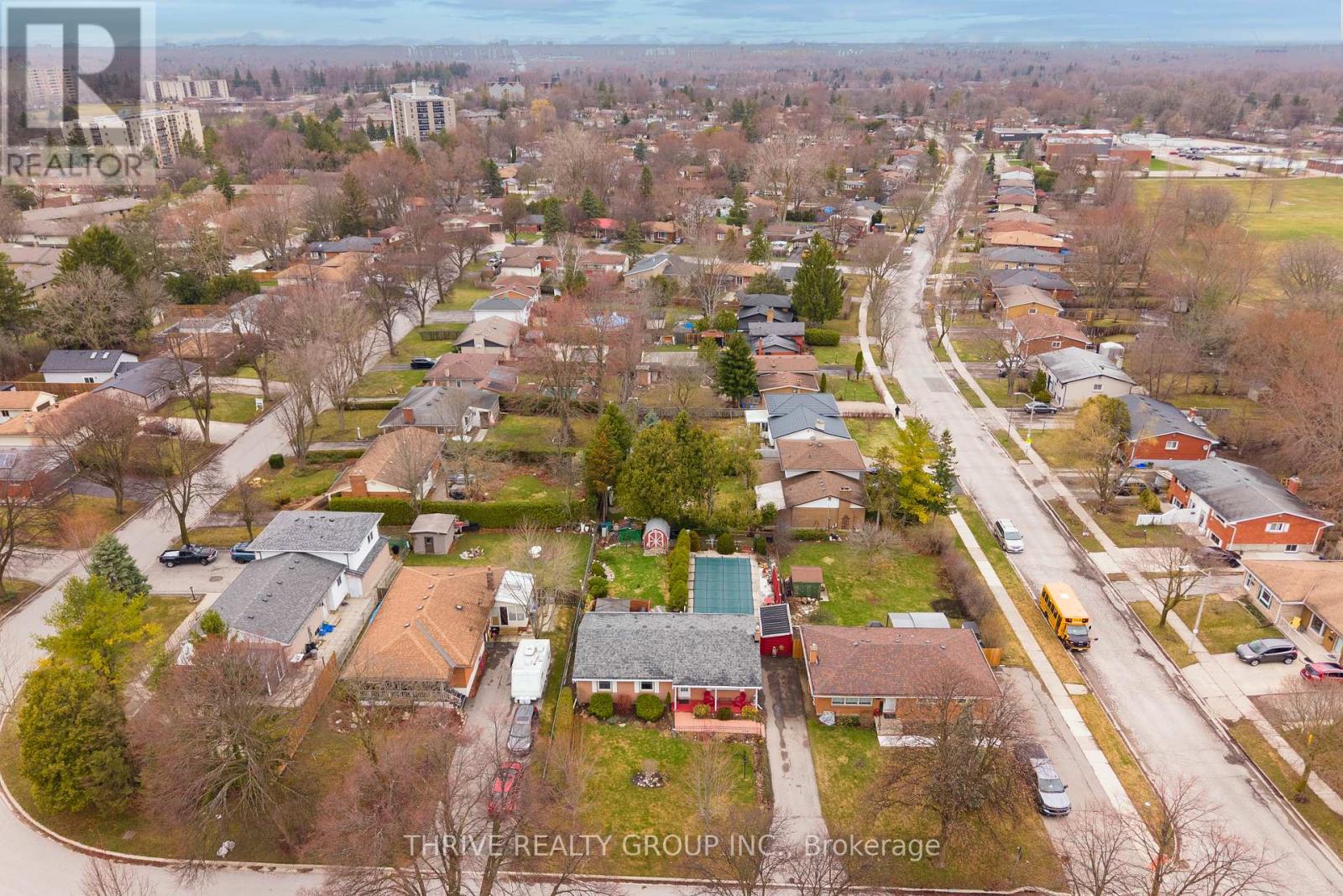 6 Southwood Crescent, London South (South D), Ontario  N6J 1S9 - Photo 48 - X12964266