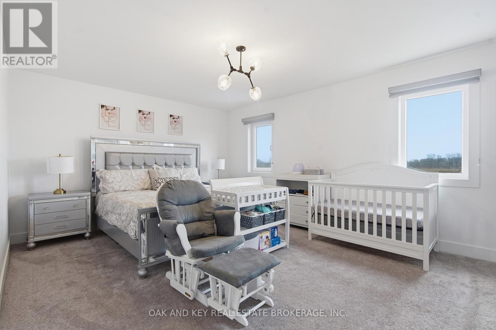 25 Alexander Circle, Strathroy-Caradoc, Ontario  N7G 0B4 - Photo 22 - X12964352