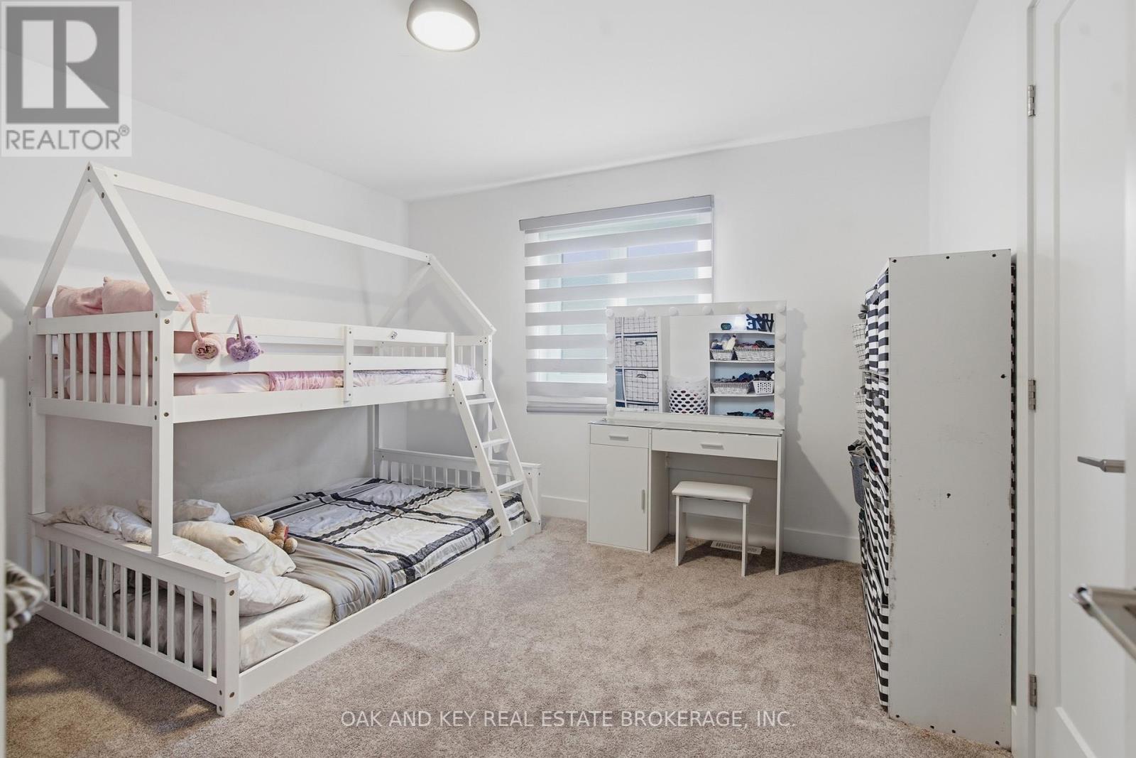 25 Alexander Circle, Strathroy-Caradoc, Ontario  N7G 0B4 - Photo 26 - X12964352