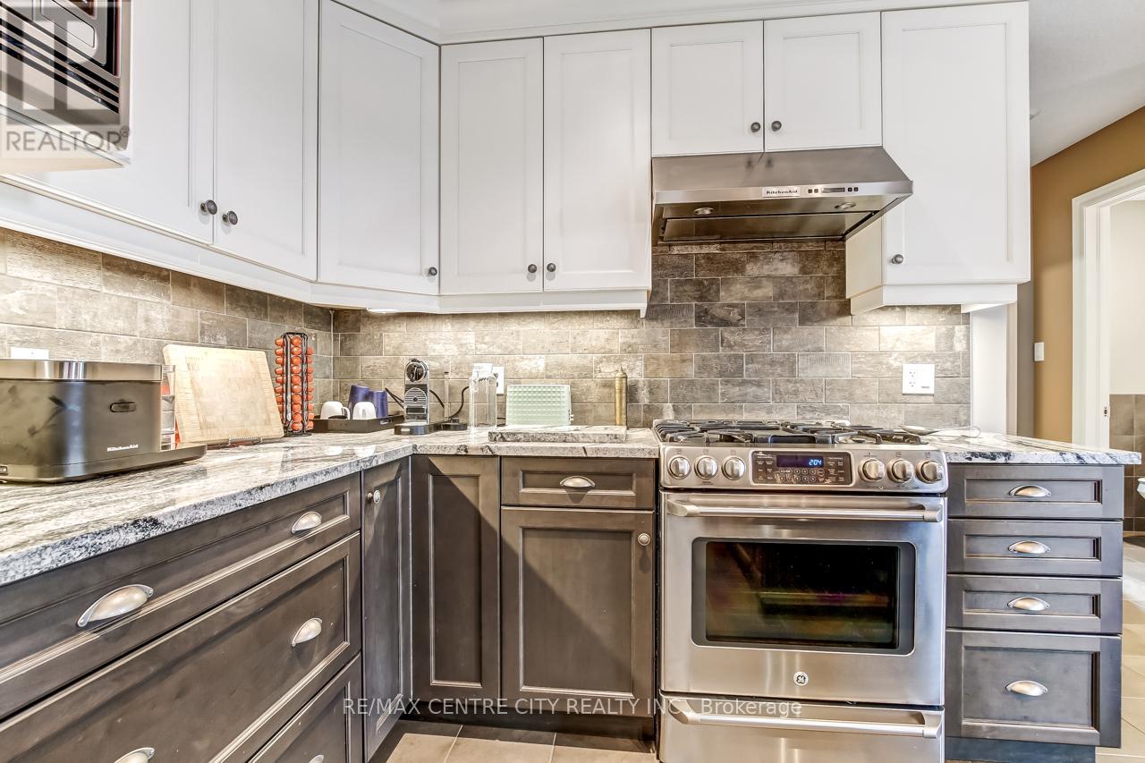 182 Emery Street, Central Elgin, Ontario  N5L 0A6 - Photo 14 - X12964420