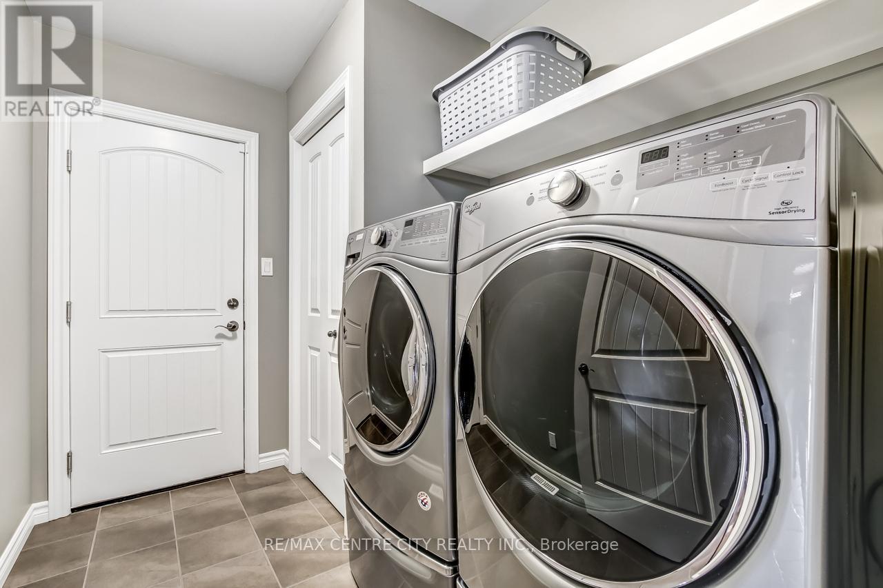 182 Emery Street, Central Elgin, Ontario  N5L 0A6 - Photo 15 - X12964420