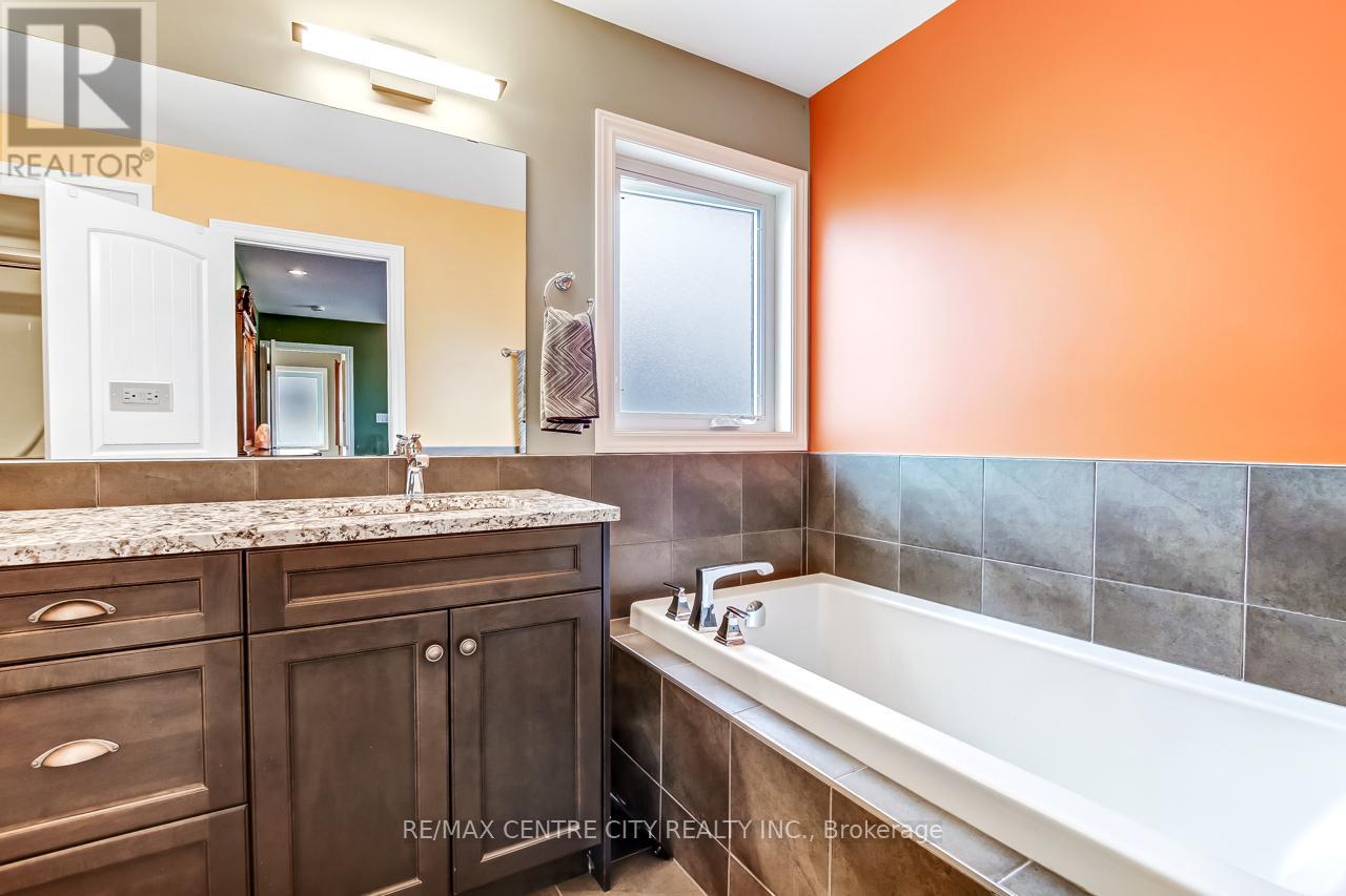 182 Emery Street, Central Elgin, Ontario  N5L 0A6 - Photo 21 - X12964420