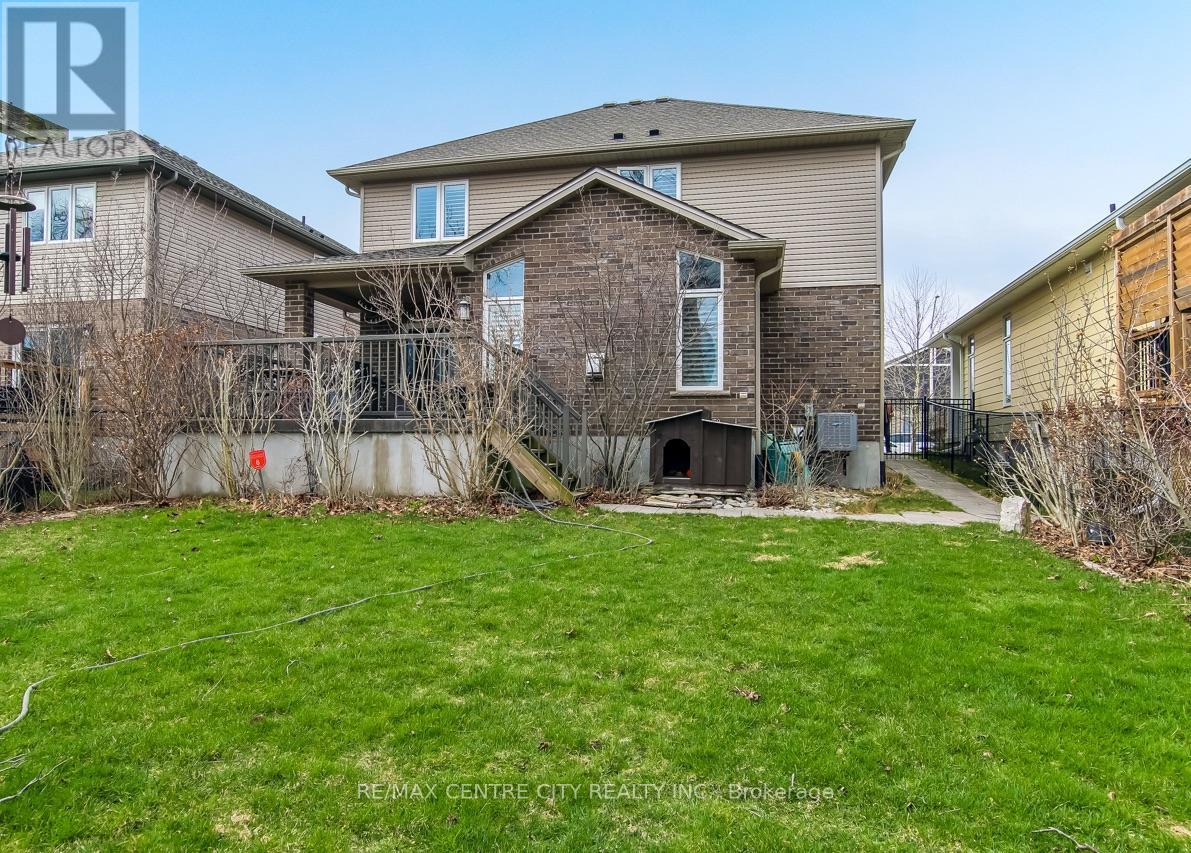 182 Emery Street, Central Elgin, Ontario  N5L 0A6 - Photo 30 - X12964420