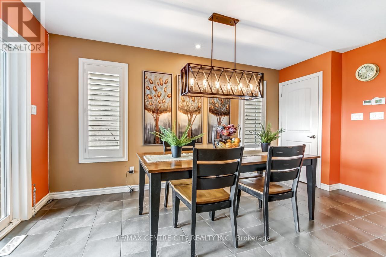 182 Emery Street, Central Elgin, Ontario  N5L 0A6 - Photo 9 - X12964420