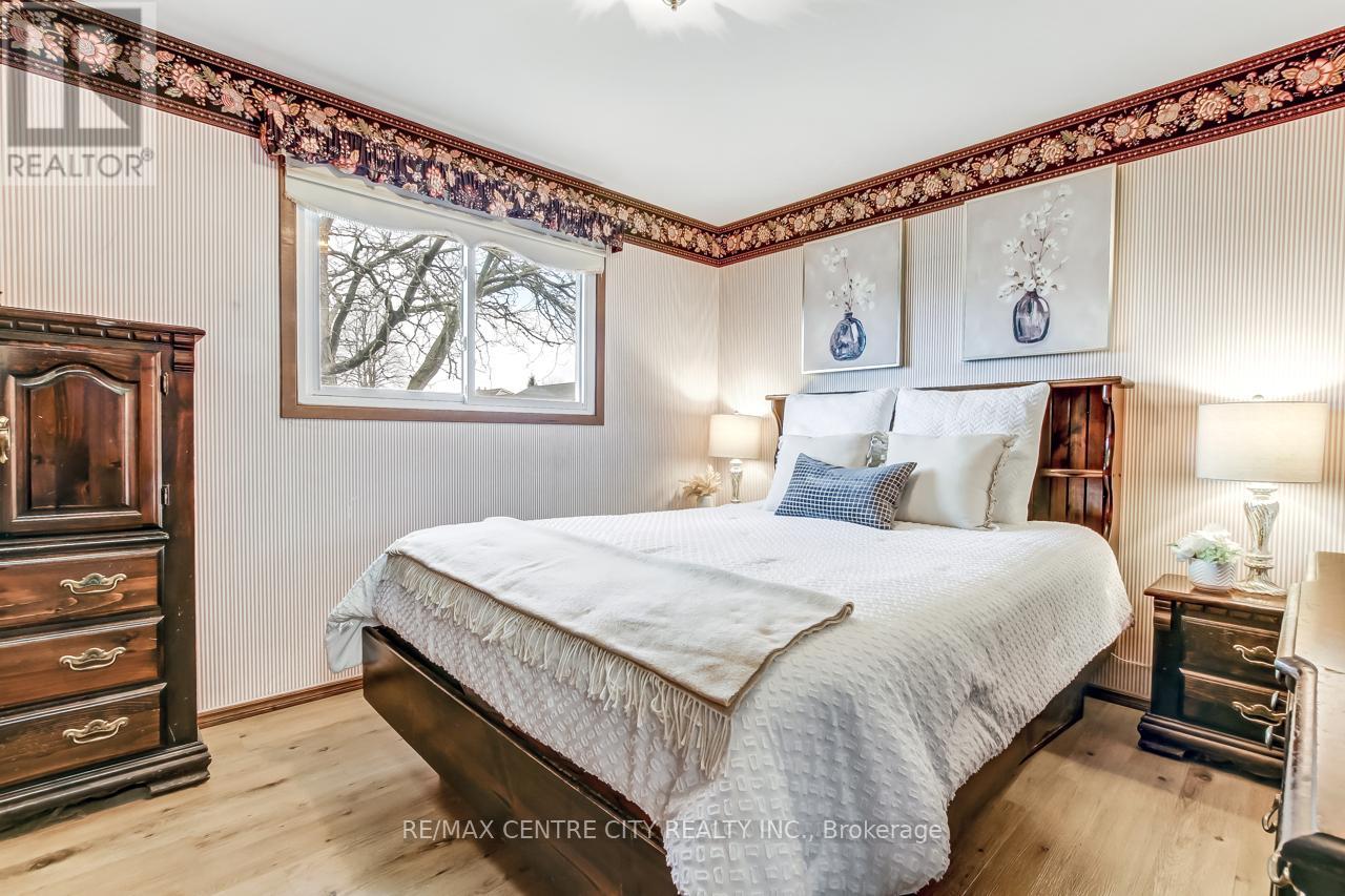 50 Erinlea Drive, St. Thomas, Ontario  N5R 5P1 - Photo 12 - X12964494