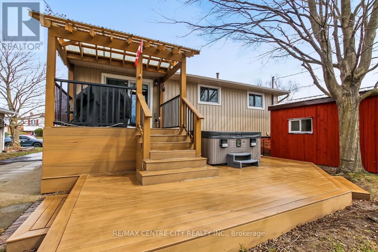 50 Erinlea Drive, St. Thomas, Ontario  N5R 5P1 - Photo 22 - X12964494