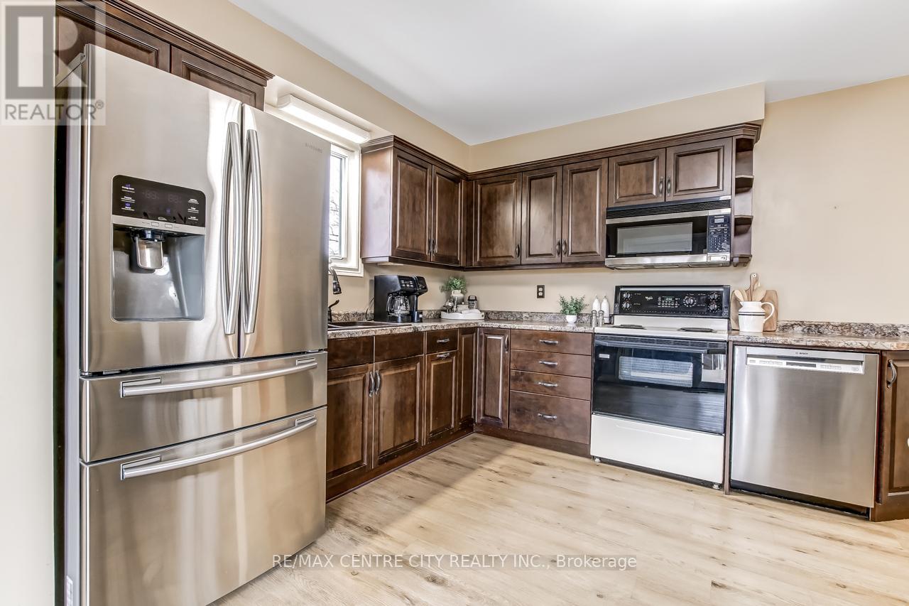 50 Erinlea Drive, St. Thomas, Ontario  N5R 5P1 - Photo 8 - X12964494