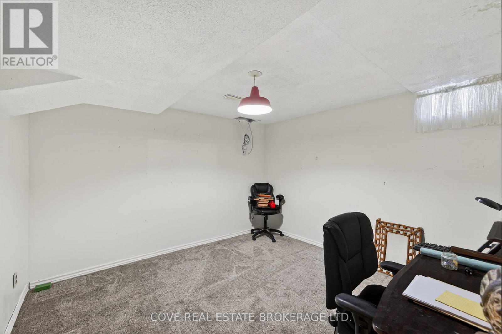 999 Willow Drive, London South (South Y), Ontario  N6E 1P4 - Photo 25 - X12964502