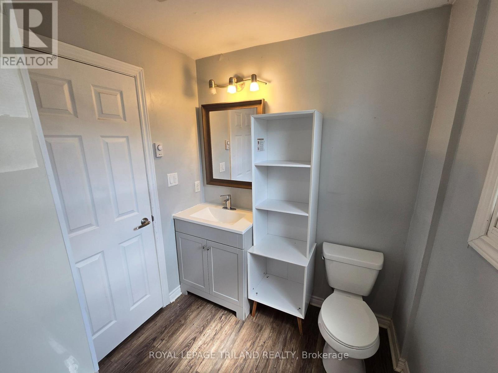 2 - 8 Beverley Street, St. Thomas, Ontario  N5P 1S6 - Photo 11 - X12964586