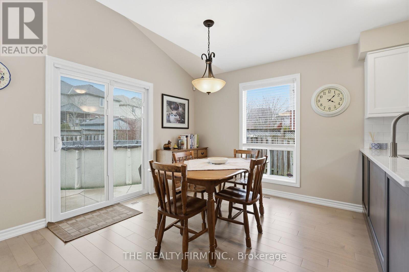 1102 Pleasantview Drive, London North, Ontario  N5X 4K3 - Photo 14 - X12964704