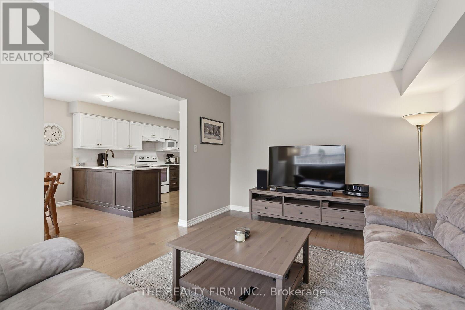 1102 Pleasantview Drive, London North, Ontario  N5X 4K3 - Photo 19 - X12964704