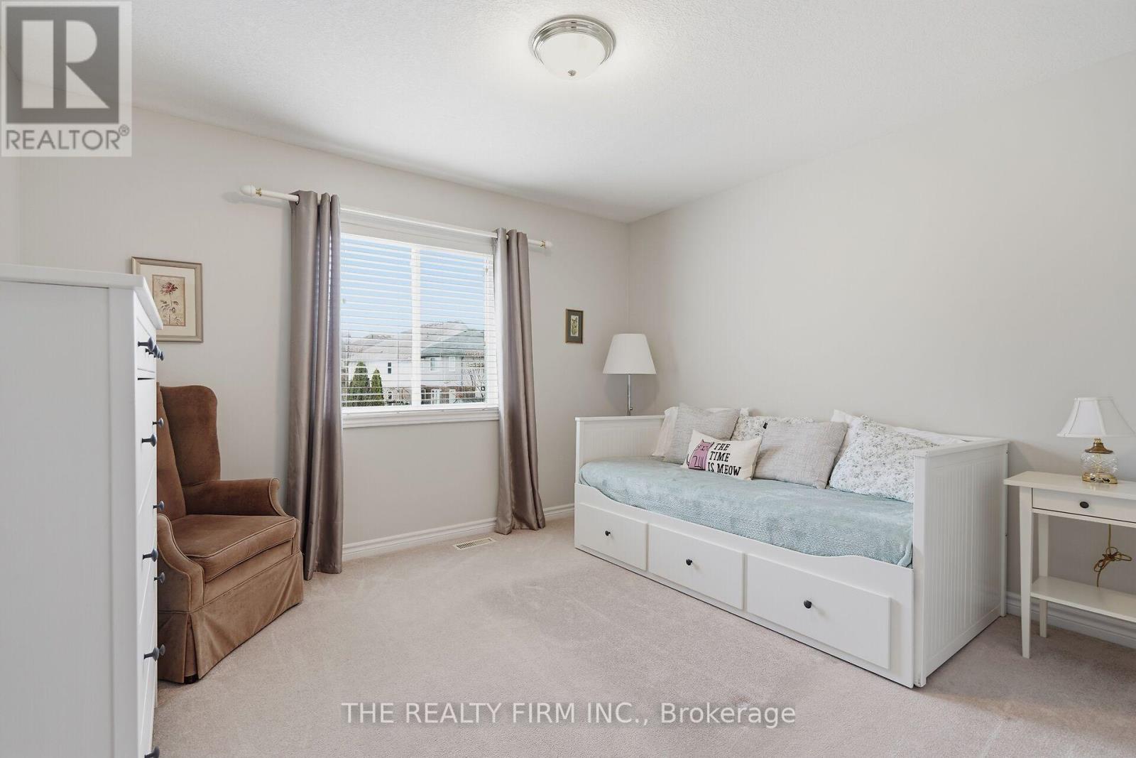 1102 Pleasantview Drive, London North, Ontario  N5X 4K3 - Photo 34 - X12964704