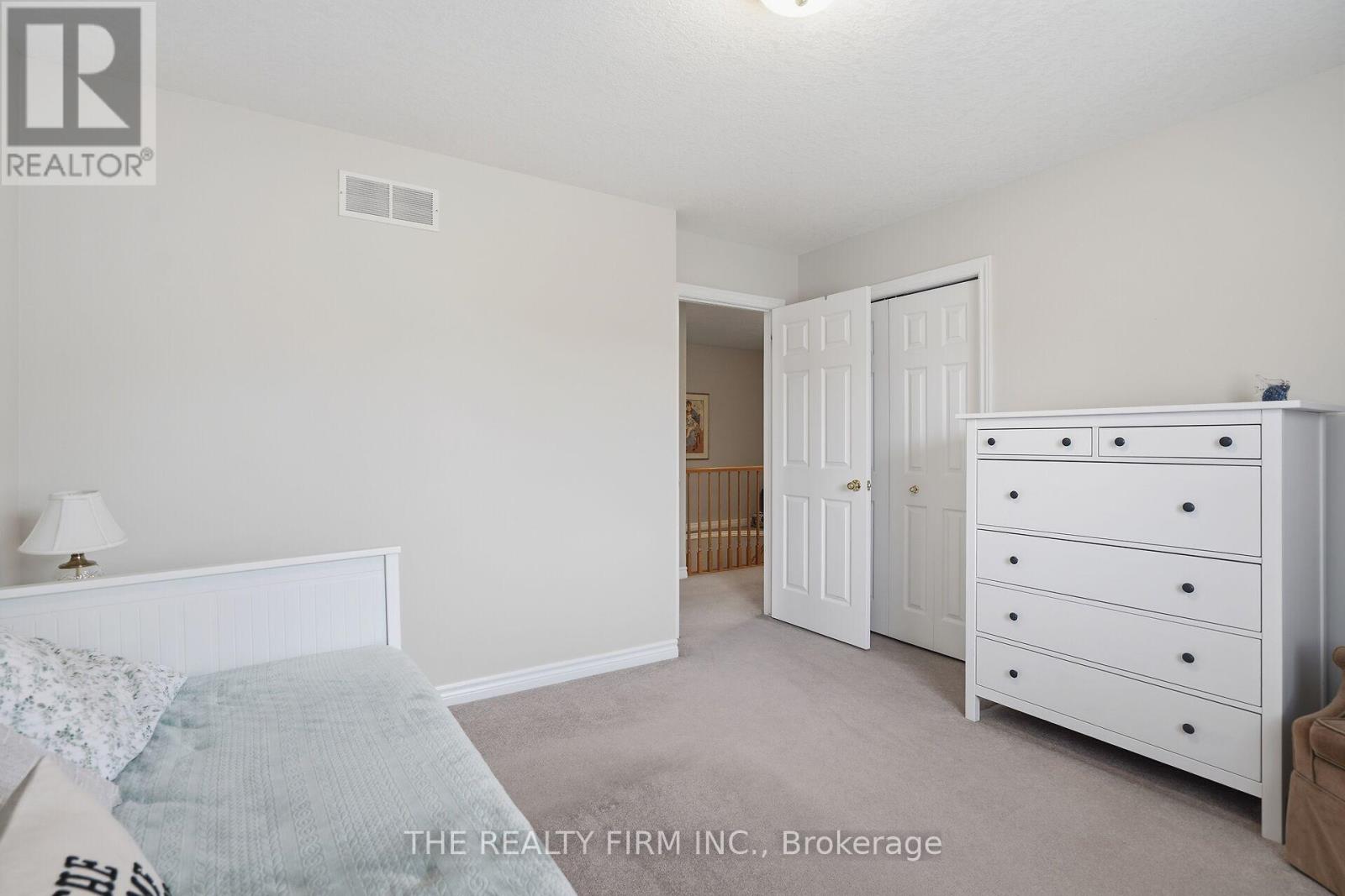 1102 Pleasantview Drive, London North, Ontario  N5X 4K3 - Photo 35 - X12964704