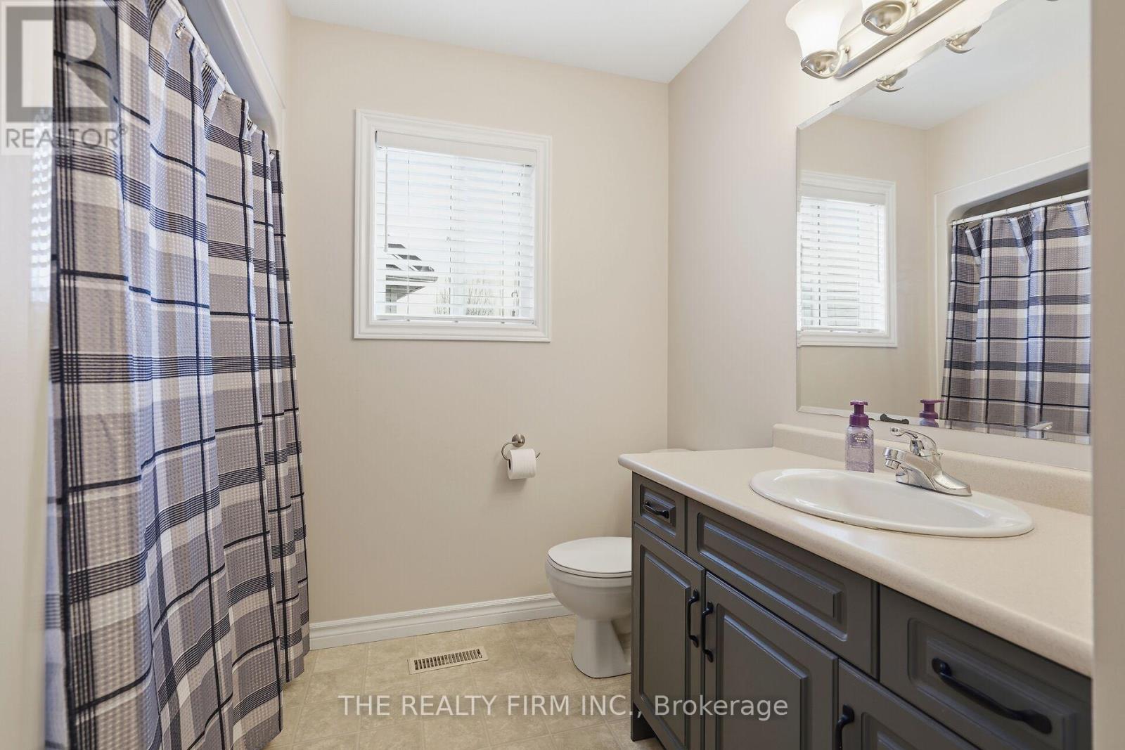 1102 Pleasantview Drive, London North, Ontario  N5X 4K3 - Photo 36 - X12964704