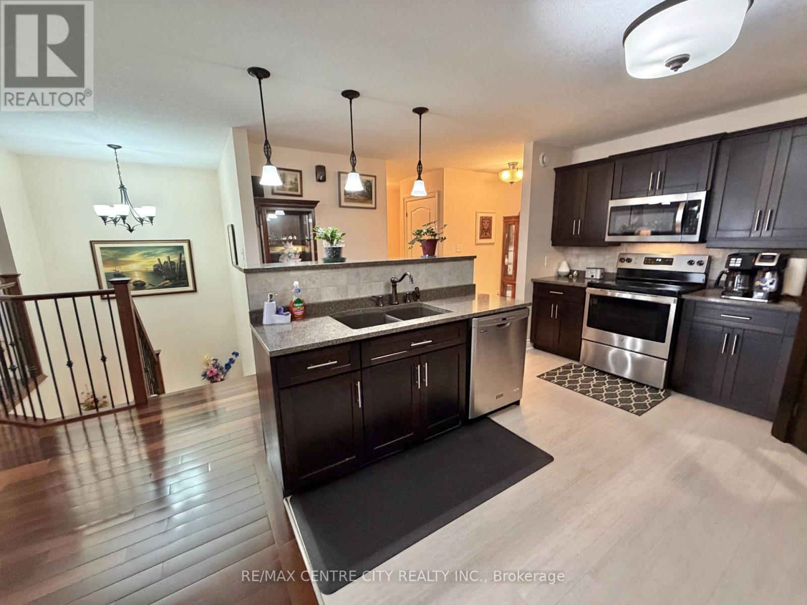 15 Holland Avenue, Aylmer, Ontario  N5H 3J2 - Photo 15 - X12964714