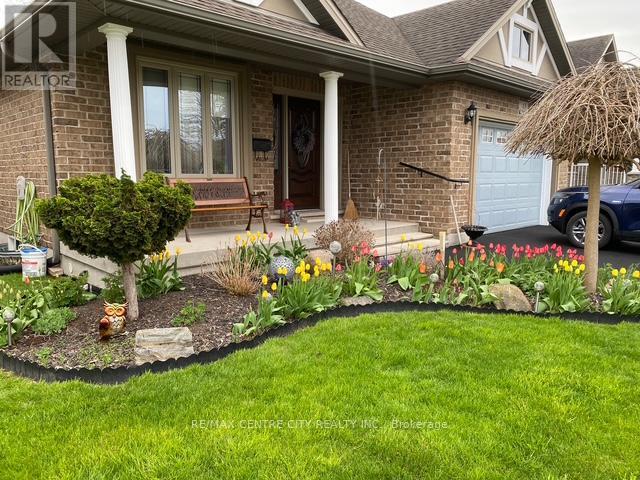 15 Holland Avenue, Aylmer, Ontario  N5H 3J2 - Photo 3 - X12964714