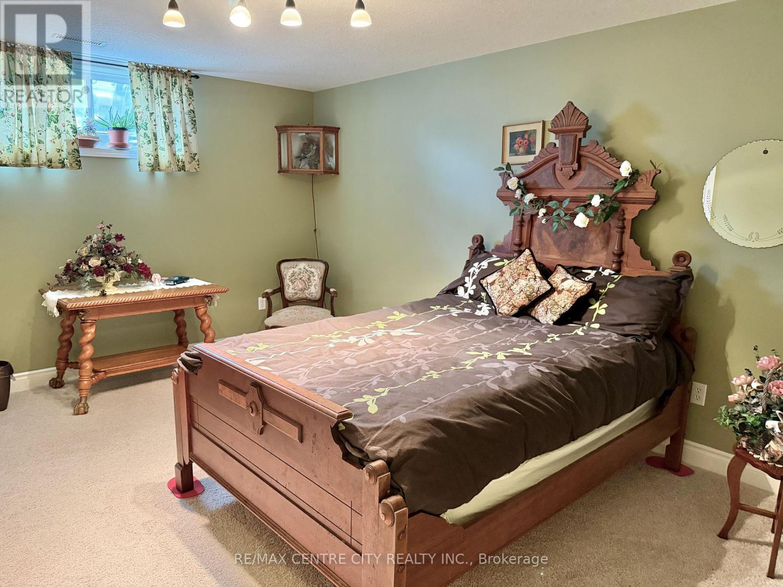 15 Holland Avenue, Aylmer, Ontario  N5H 3J2 - Photo 39 - X12964714