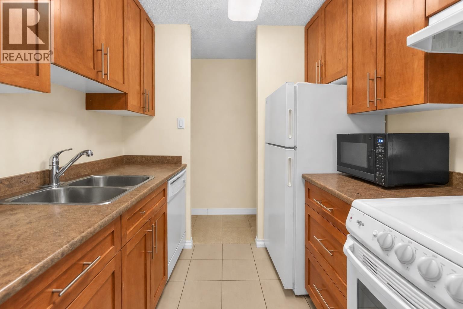 716 2012 Fullerton Avenue, North Vancouver, British Columbia  V7P 3E3 - Photo 7 - R3102957