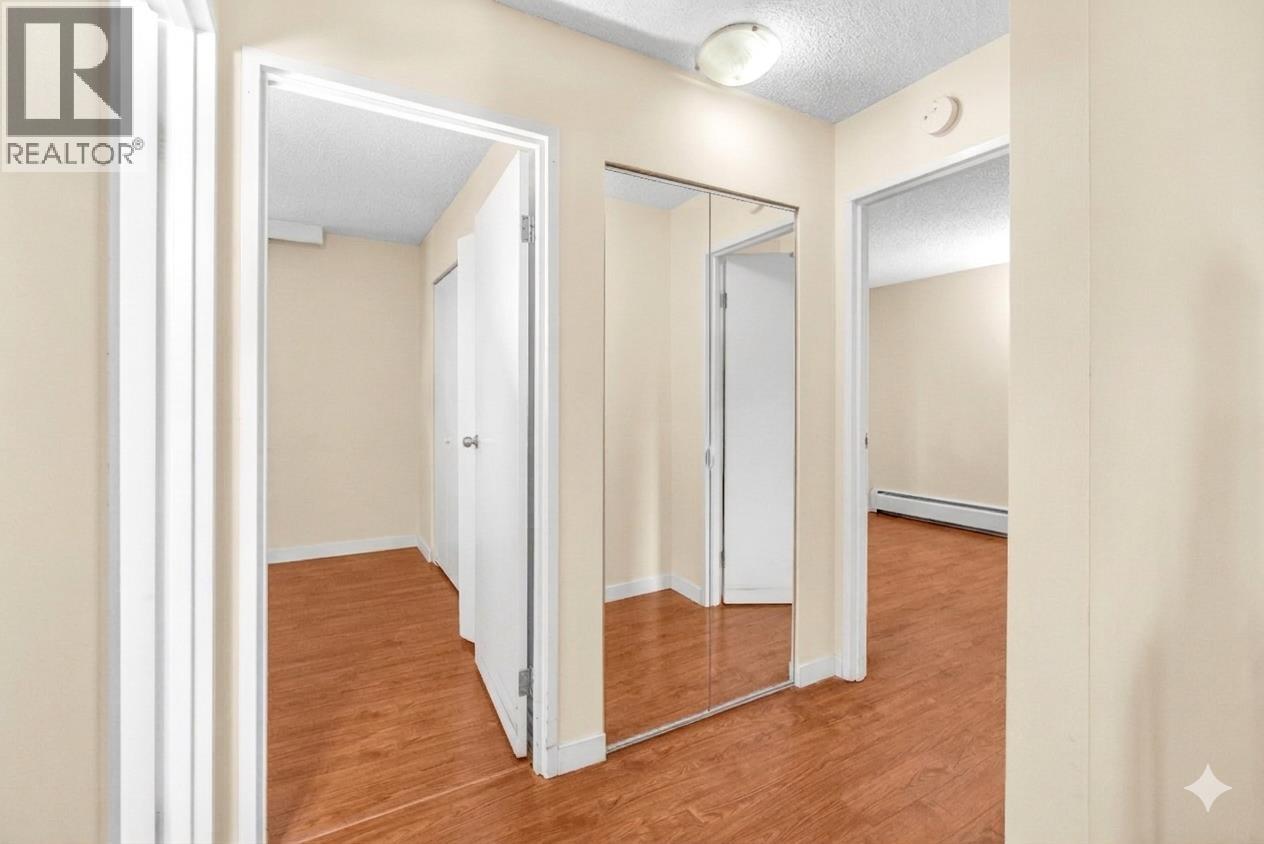 716 2012 Fullerton Avenue, North Vancouver, British Columbia  V7P 3E3 - Photo 3 - R3102957