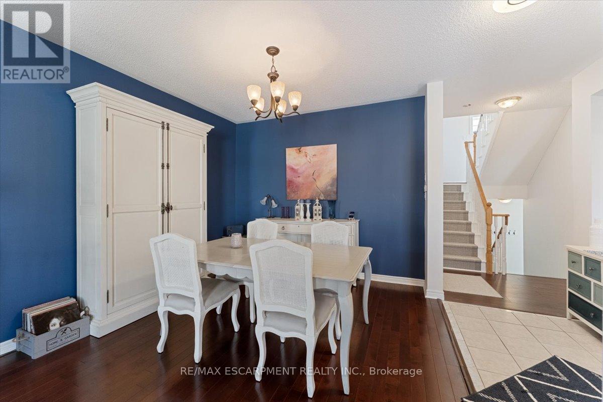 6 - 100 Beddoe Drive, Hamilton, Ontario L8P 4Z2 - Photo 10 - X12964034