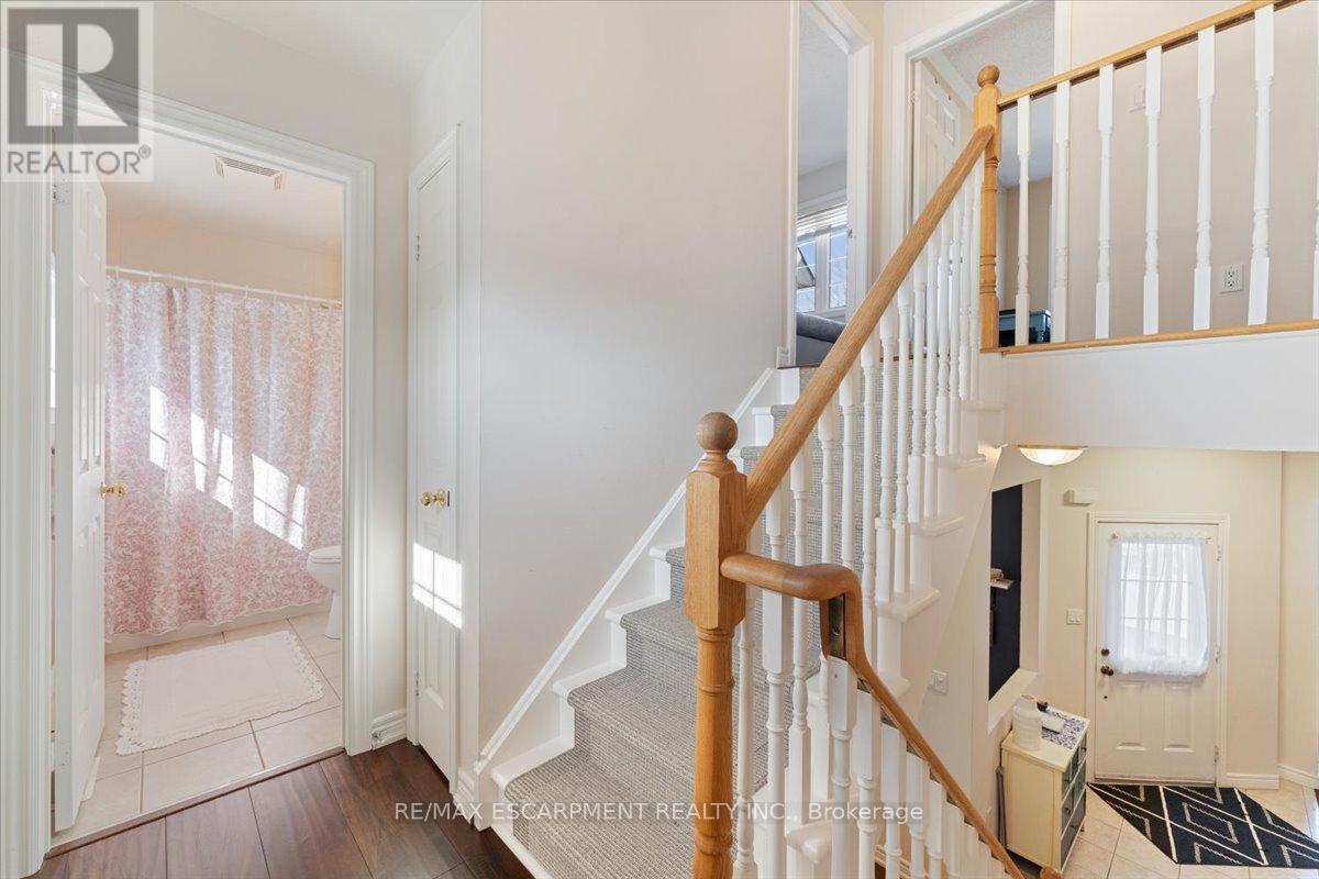 6 - 100 Beddoe Drive, Hamilton, Ontario L8P 4Z2 - Photo 18 - X12964034