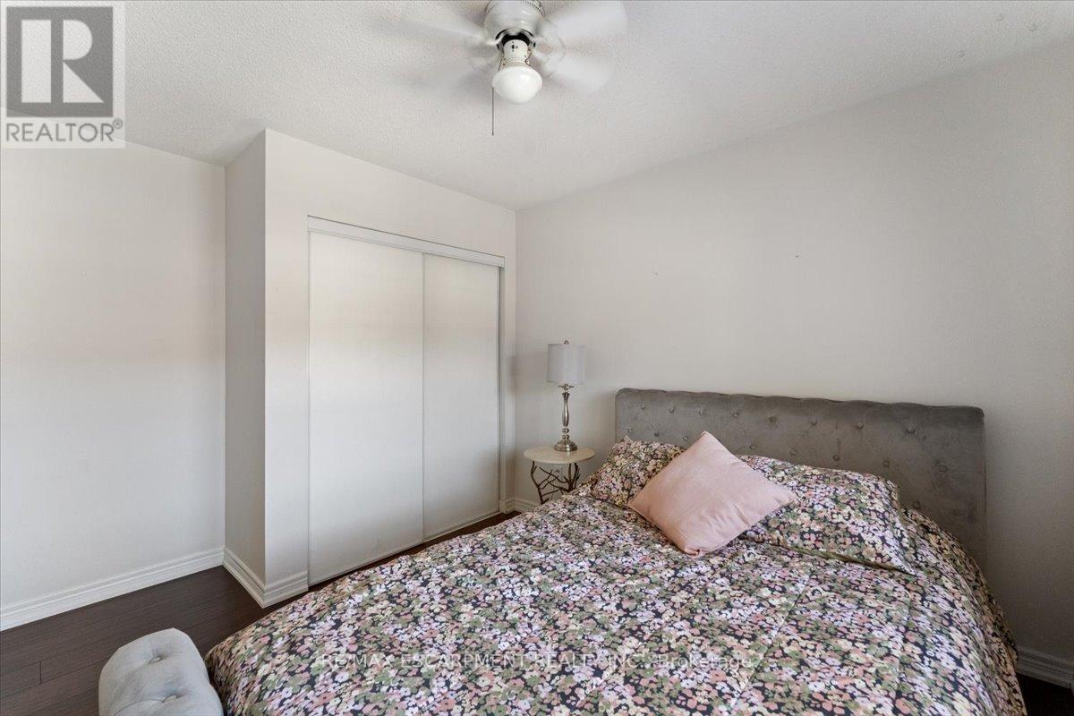 6 - 100 Beddoe Drive, Hamilton, Ontario L8P 4Z2 - Photo 22 - X12964034