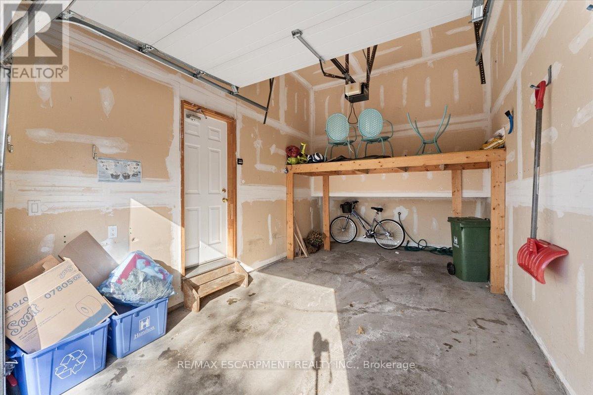 6 - 100 Beddoe Drive, Hamilton, Ontario L8P 4Z2 - Photo 37 - X12964034