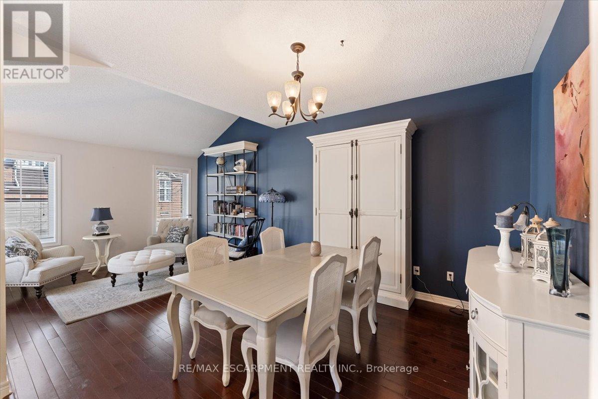 6 - 100 Beddoe Drive, Hamilton, Ontario L8P 4Z2 - Photo 5 - X12964034